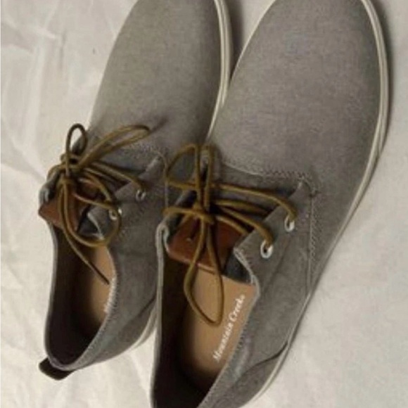 Men’s 
Shoes 
size 9 Wide 
Mountain Creek - Picture 12 of 16